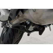 Estande do centro de motocicletas SW-Motech Ducati CB500F (18-)